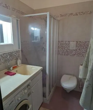 Holiday home Maila - Accogliente Con Giardino Privato In Salento Latiano