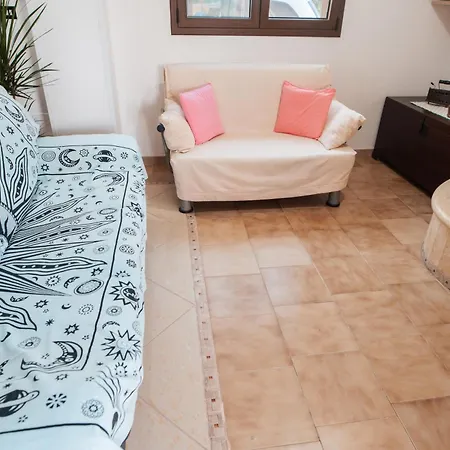 Maila - Accogliente Con Giardino Privato In Salento Holiday home