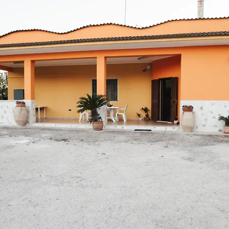 Maila - Accogliente Con Giardino Privato In Salento Holiday home *