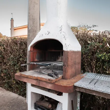 Maila - Accogliente Con Giardino Privato In Salento Latiano