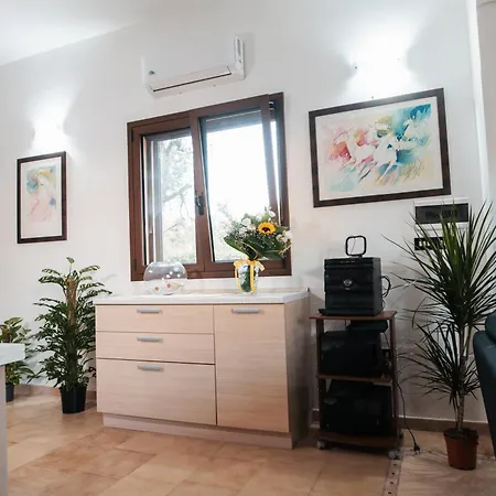 Maila - Accogliente Con Giardino Privato In Salento Holiday home