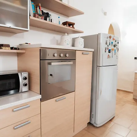 Maila - Accogliente Con Giardino Privato In Salento Latiano