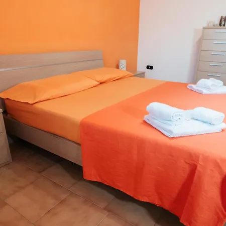 Maila - Accogliente Con Giardino Privato In Salento Latiano